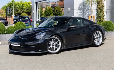 Porsche 911 GT3 TOURING (992) 4