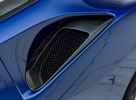 Ferrari 488 Pista 26