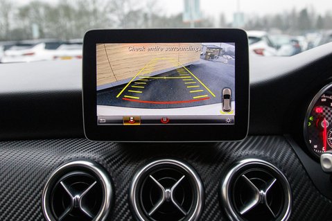 Mercedes-Benz A Class A 200 AMG LINE PREMIUM PLUS 34