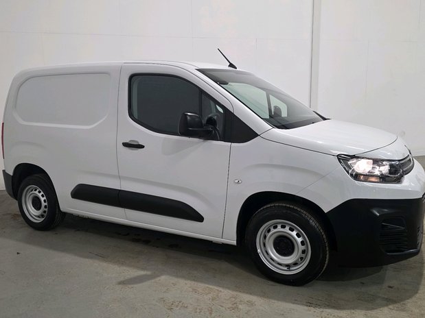 Citroen Berlingo BERLINGO M DIESEL1.5 Blue HDi 650Kg Enterprise 100ps 3