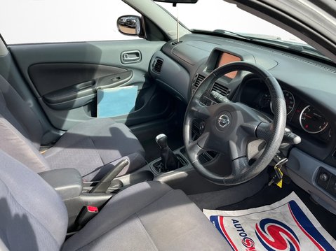 Nissan Almera 1.8 16v SXE 5dr 13