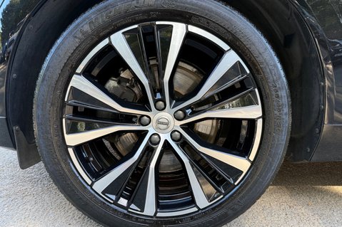 Volvo XC60 RECHARGE T8 ULTIMATE DARK AWD -PLUG IN HYBRID - VAT Q -PAN ROOF  68