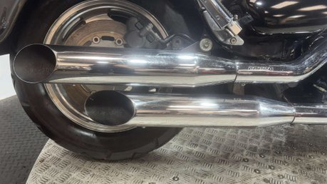 Suzuki Intruder 1500 VL 2000 ONLY 14K NEW MOT SERVICED 1500CC CRUISER BIKE 42