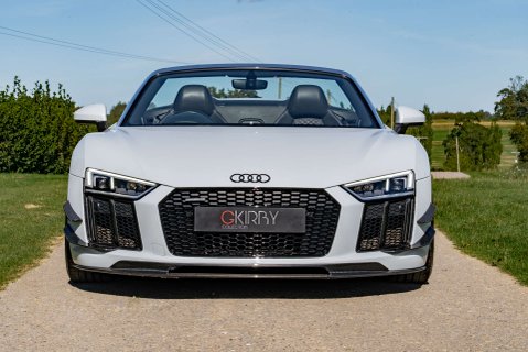 Audi R8 5.2 R8 Spyder Quattro V10 Semi-Auto 4WD 2dr 27
