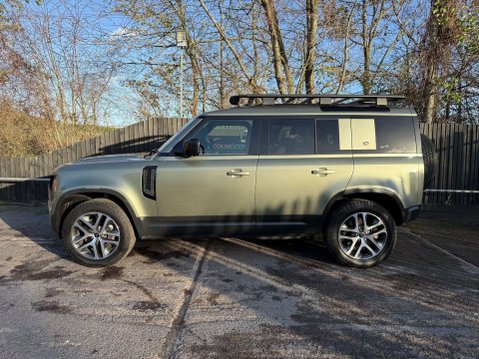 Land Rover Defender HSE MHEV 5