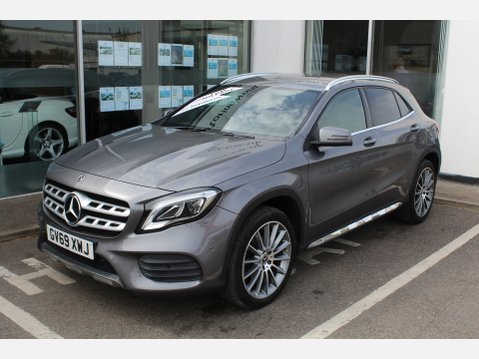 Mercedes-Benz GLA Class GLA 180 AMG LINE EDITION 1