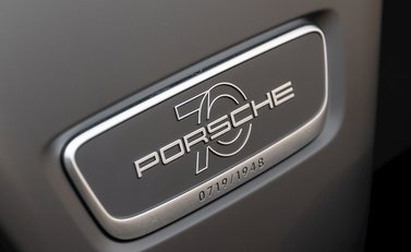 Porsche 911 (991.2) Speedster 23