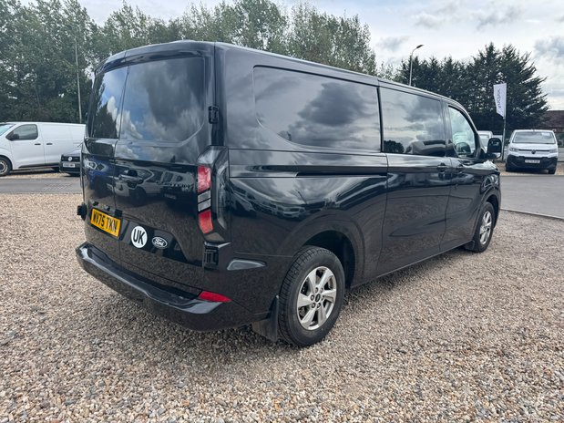 Ford Transit Custom Crew Cab AUTO LWB L2H1 Low Roof Limited 320 Air Con Alloys Sensors Cam EURO 6