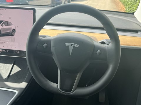 Tesla Model Y (Dual Motor) Long Range SUV 5dr Electric Auto 4WDE (384 bhp) 12