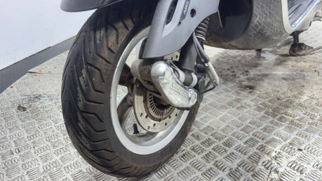 Piaggio Vespa Primavera 2016 17K RUNS WELL EASY LIGHT PROJECT 125CC SCOOTER BIKE 8