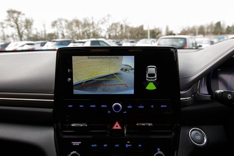 Hyundai IONIQ PREMIUM 32