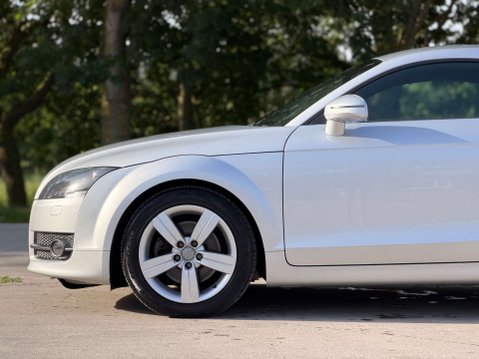 Audi TT 2.0 TT Quattro TFSI Semi-Auto 4WD 3dr 27
