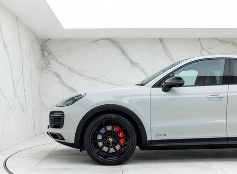 Porsche Cayenne GTS 28