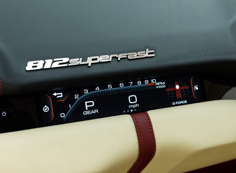 Ferrari 812 Superfast 21