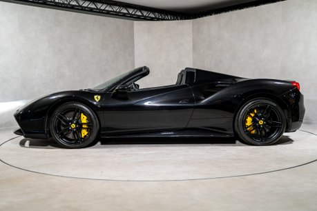 Ferrari 488 SPIDER. CARBON INTERIOR. PASSENGER DISPLAY. LIFT. CARPLAY. FRONT END PPF. 8