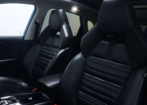 MG HS 1.5 MG HS Exclusive Semi-Auto 5dr 47