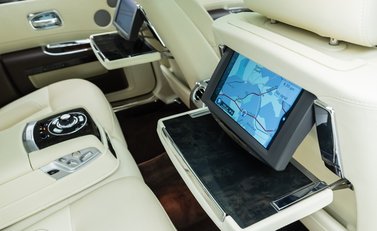 Rolls-Royce Ghost V12 25