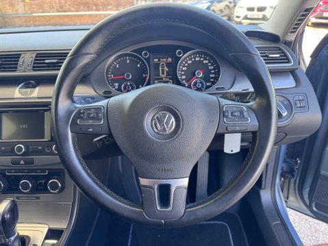 Volkswagen Passat SE TDI BLUEMOTION TECHNOLOGY DSG 13