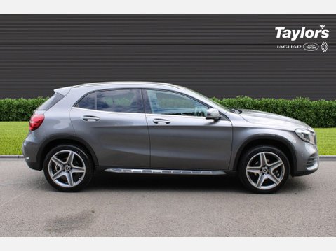 Mercedes-Benz GLA GLA 180 AMG LINE EDITION 8