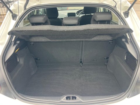 Peugeot 208 1.2 PureTech Allure Euro 6 5dr 31