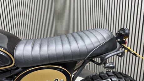 Bluroc Motorcycles Hero 2026 ONLY 10KM 1 OWNER ENDURO SCRAMBLER BIKE 125CC 64