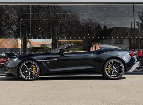 Aston Martin Vanquish ZAGATO SPEEDSTER 4