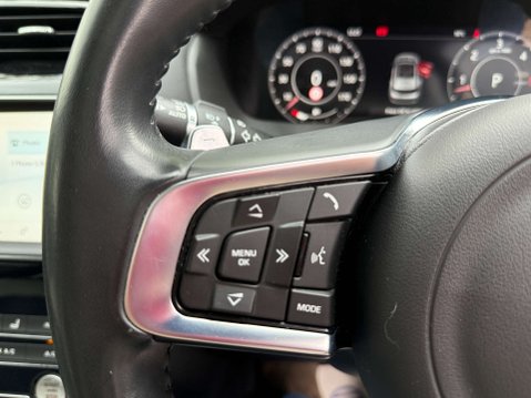 Jaguar F-Pace 3.0 F-PACE S AWD D Auto 4WD 5dr 92