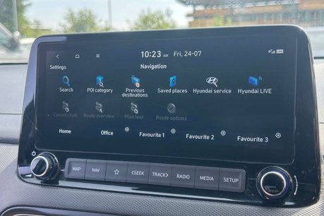 Hyundai KONA 1.0 T-GDi MHEV Premium SUV 5dr Petrol Hybrid Manual Euro 6 (s/s) (120 ps) 39