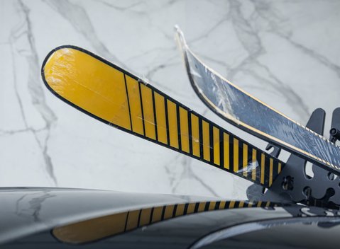 Aston Martin Vantage 007 Edition 41