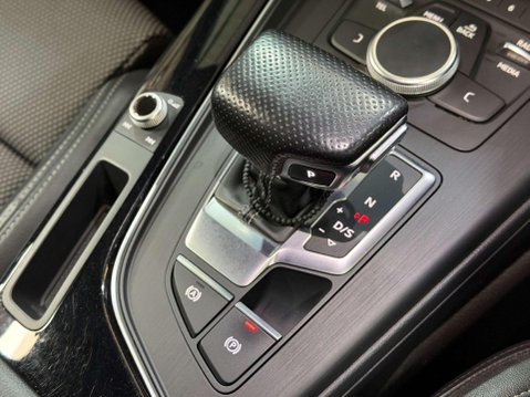 Audi A4 2.0 TDI ultra S line Saloon 4dr Diesel S Tronic Euro 6 (s/s) (190 ps) 50