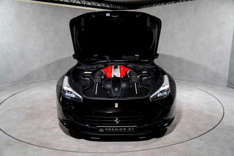 Ferrari GTC4 Lusso V12. WARRANTY. CARBON FIBRE INTERIOR. PANORAMIC ROOF. PASSENGER DISPLAY. 53