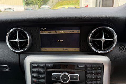Mercedes-Benz SLK SLK250 BLUEEFFICIENCY AMG SPORT ED125..11 SERVICES..LAST OWNER 9 YEARS.. 32