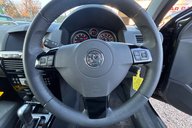 Vauxhall Astra ELITE.. AUTOMATIC.. 16 SERVICES.. 13 MAIN DEALER.. LOOK ONLY 30K MILES..  9