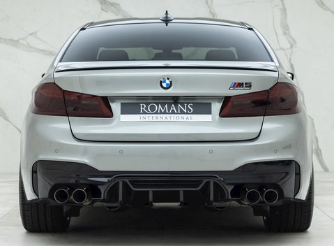 BMW M5 Competition 5