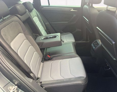 Volkswagen Tiguan 2.0 Tiguan R-Line Tech TDI Semi-Auto 5dr 21