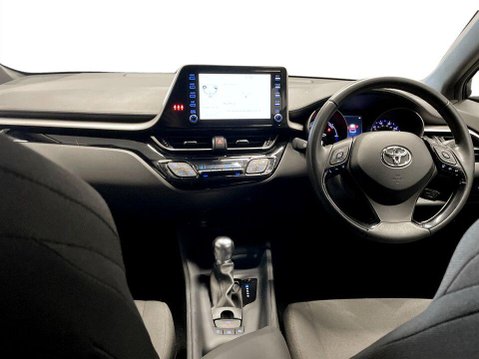 Toyota C-HR 1.8 VVT-h GPF Icon SUV 5dr Petrol Hybrid CVT Euro 6 (s/s) (122 ps) 19