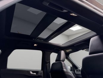 Ford Kuga 2.5 Duratec 14.4kWh Black Package Edition CVT Euro 6 (s/s) 5dr