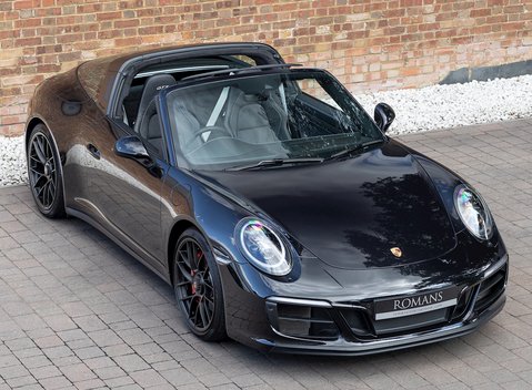 Porsche 911 (991.2) Targa 4 GTS 8