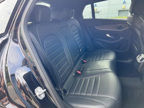 Mercedes-Benz GLC 2.0 GLC300d AMG Line (Premium) Coupe G-Tronic+ 4MATIC Euro 6 (s/s) 5dr 74