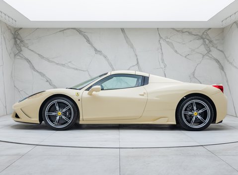 Ferrari 458 Speciale Aperta 8