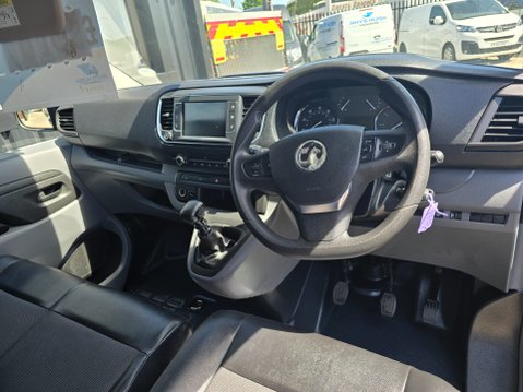 Vauxhall Vivaro L1H1 2700 SPORTIVE S/S 8