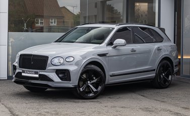 Bentley Bentayga V8 AZURE 2