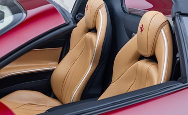 Ferrari 812 GTS 18