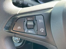 Vauxhall Viva 1.0 Viva SE 5dr 33