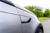 Land Rover Discovery R-DYNAMIC HSE MHEV. 7 SEATS. ELECTRIC TOWBAR. OPENING PANO ROOF. 22S. 5