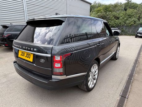 Land Rover Range Rover 3.0 Range Rover Vogue TDV6 Auto 4WD 5dr 7