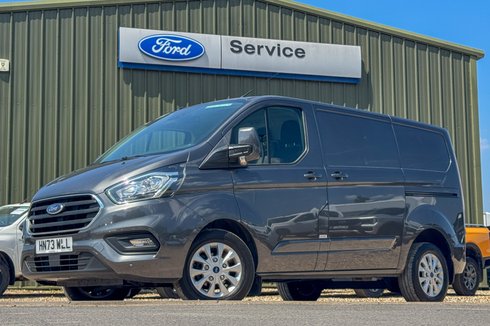 Ford Transit Custom SWB L1H1 Low Roof Limited 280 Air Con Alloys Sensors EURO 6