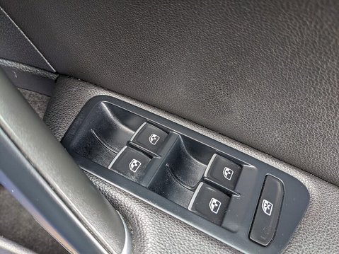 Volkswagen Golf R TSI 4MOTION DSG 24