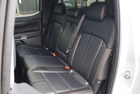 Ford Ranger WILDTRAK ECOBLUE FULLY STYLED WITH BODY COLOURED SNUG TOP 22