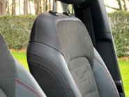 Ford Kuga ST-LINE X EDITION 25